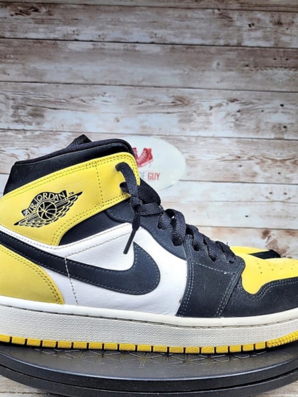 Air Jordan 1 Mid Yellow Toe Sneakers Mens Sz 9.5 Black Athletic Basketball Shoes